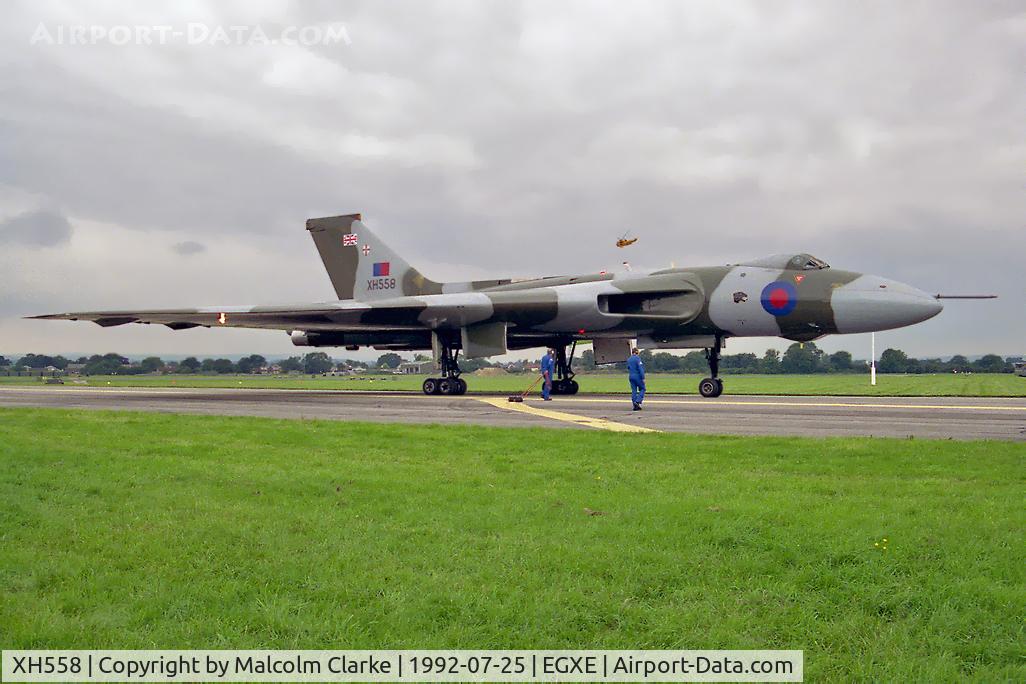 XH558, 1960 Avro Vulcan B.2 C/N Set 12, Avro Vulcan B2 at RAF Leeming, July 1992.