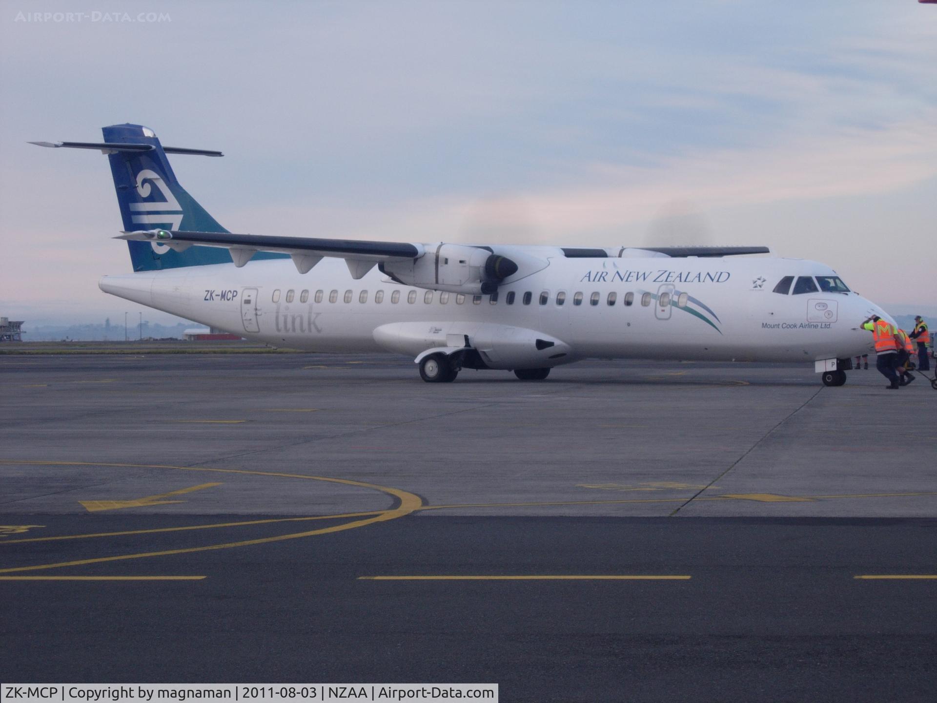 ZK-MCP, 2000 ATR 72-212A C/N 630, Parking on stand at Auckland