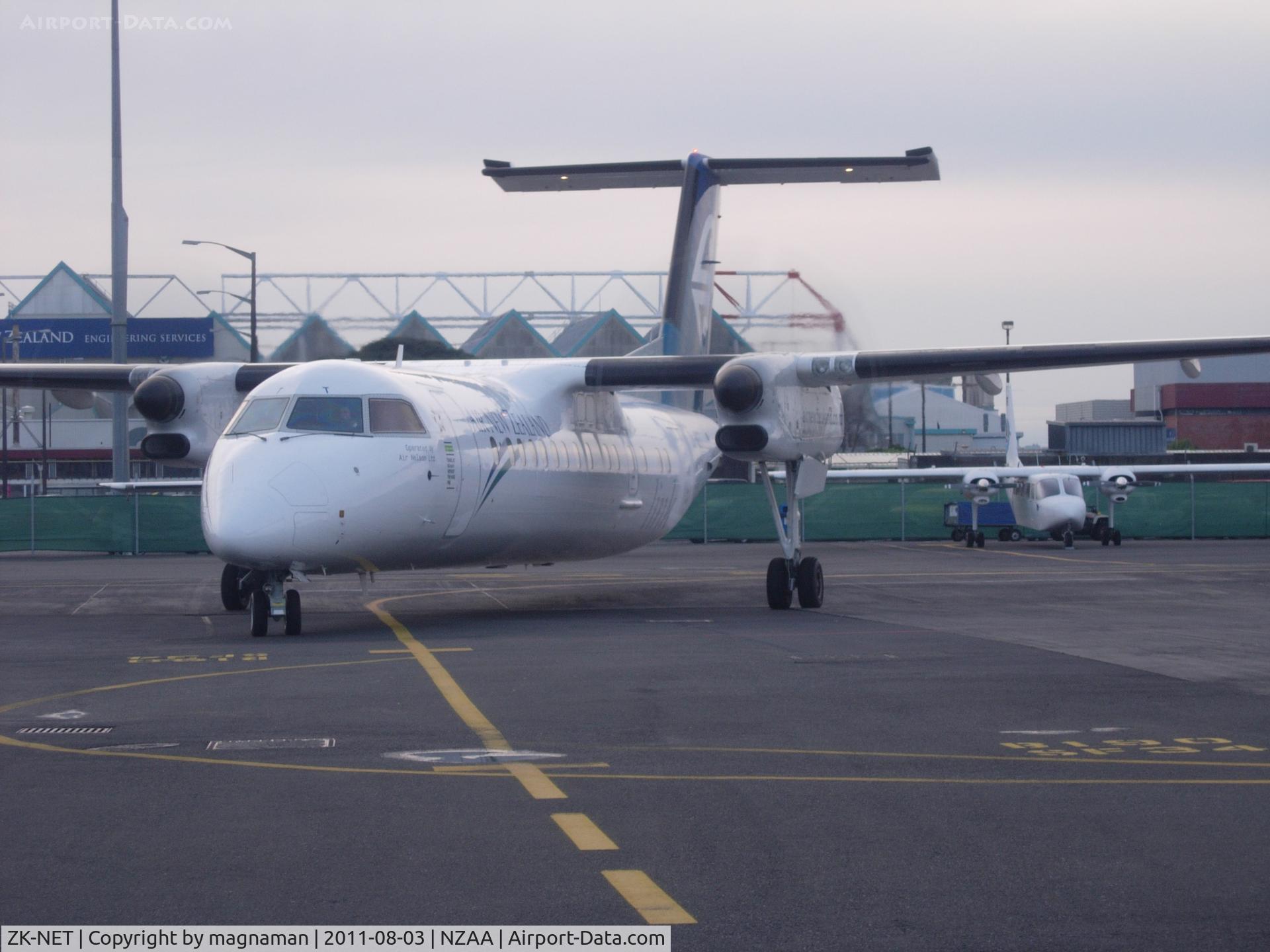 ZK-NET, 2007 De Havilland Canada DHC-8-311 Dash 8 C/N 642, Turning onto stand at Auckland
