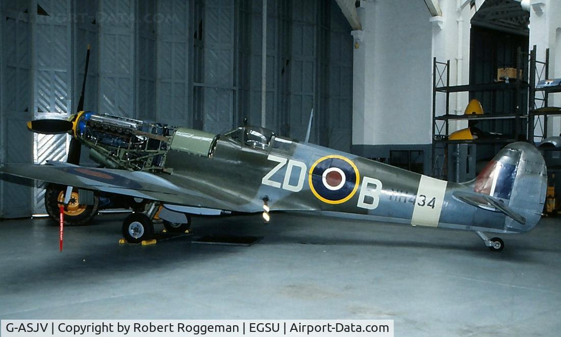 G-ASJV, 1943 Supermarine 361 Spitfire LF.IXb C/N CBAF.IX.552, MH434 ZD B.1996.