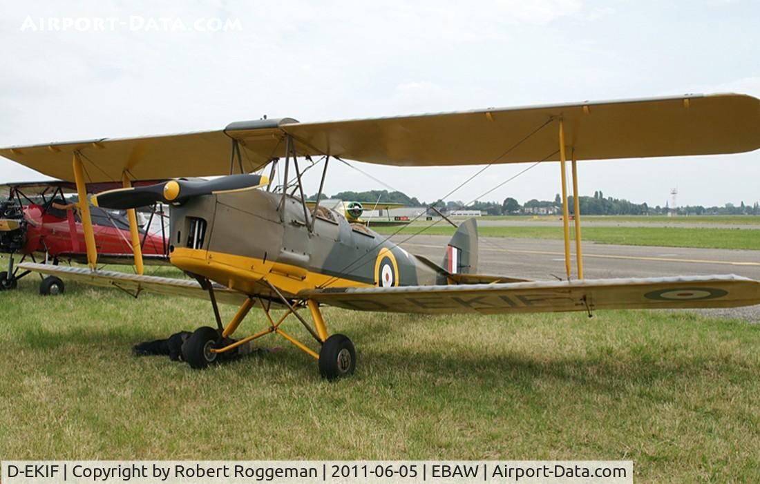 D-EKIF, 1940 De Havilland DH-82A Tiger Moth II C/N 83091, Fly in.RAF colors.R-5216.