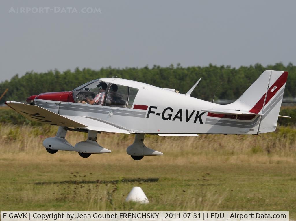 F-GAVK, Robin DR-400-140B Major C/N 1270, take off