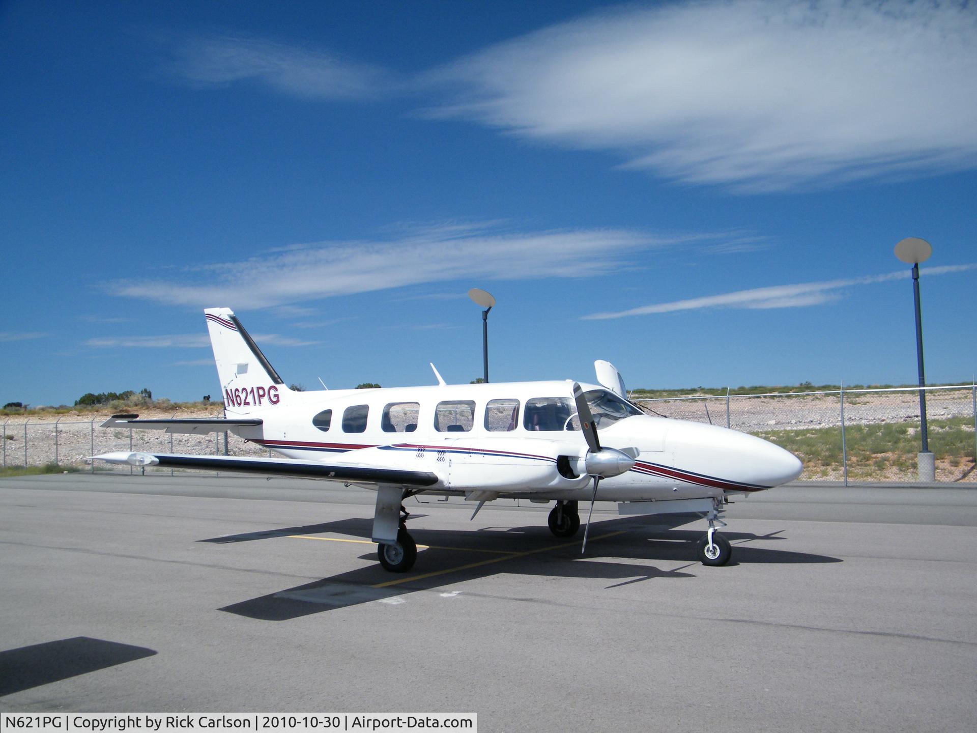 N621PG, 1975 Piper PA-31-350 Chieftain C/N 31-7652049, Grand Canyon West 08/03/2011