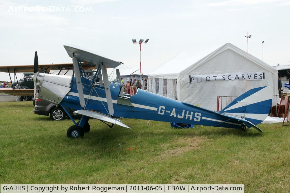 G-AJHS, 1941 De Havilland DH-82A Tiger Moth II C/N 82121, Fly in.