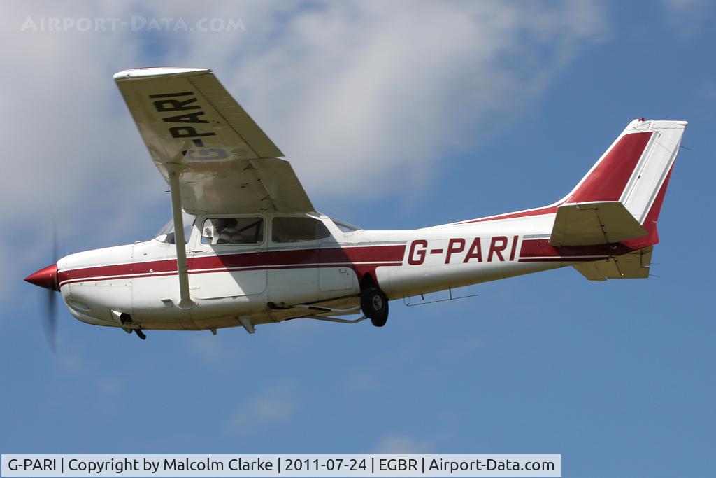 G-PARI, 1980 Cessna 172RG Cutlass RG Cutlass RG C/N 172RG-0010, Cessna 172RG Cutlass RG, with wheels up, departs following Breighton's Wings & Wheels Weekend, July 2011.