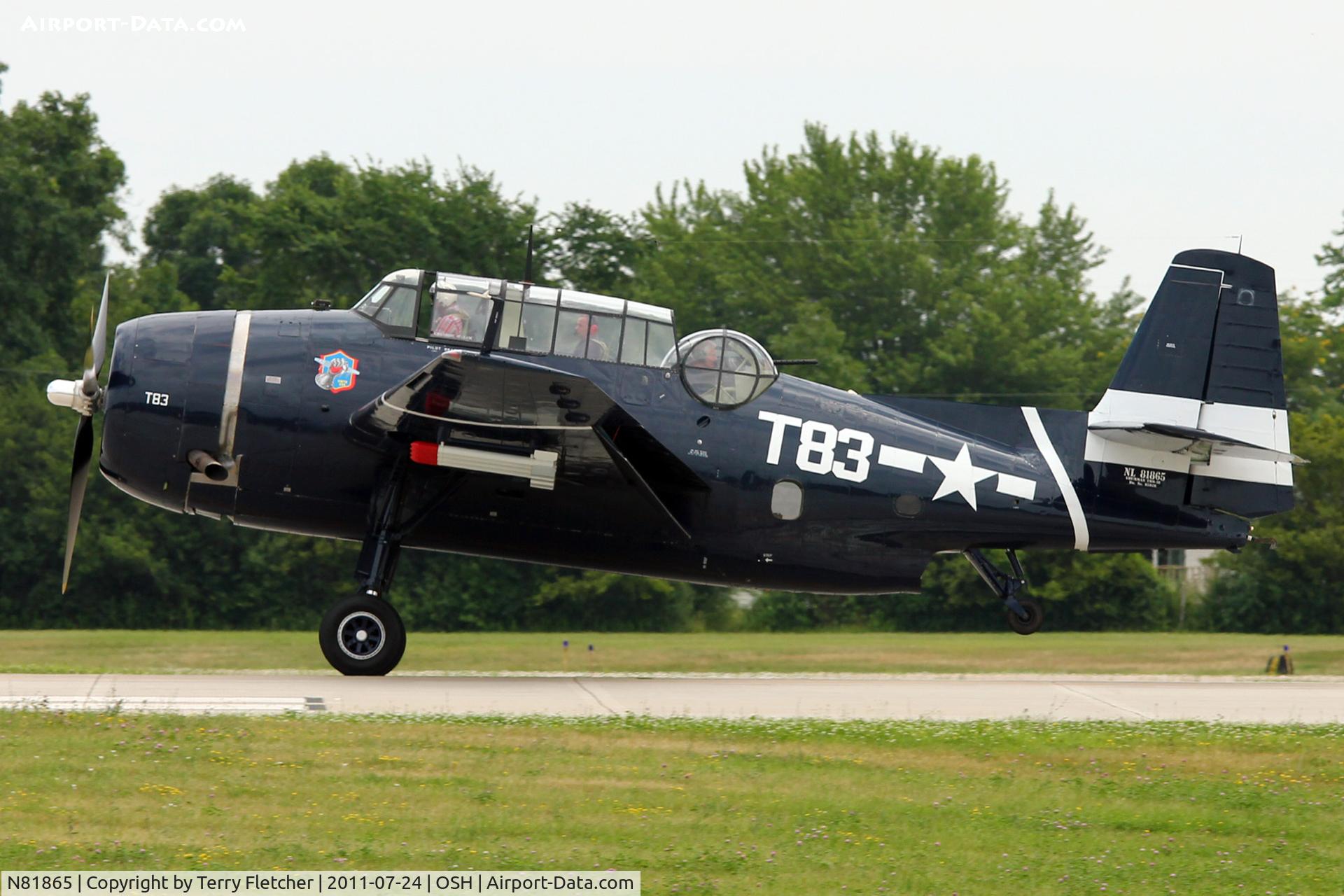 N81865, 1945 Grumman TBM-3E Avenger C/N 5632, 1945 Grumman TBM-3E, c/n: 5632 ex Bu85632
at 2011 Oshkosh