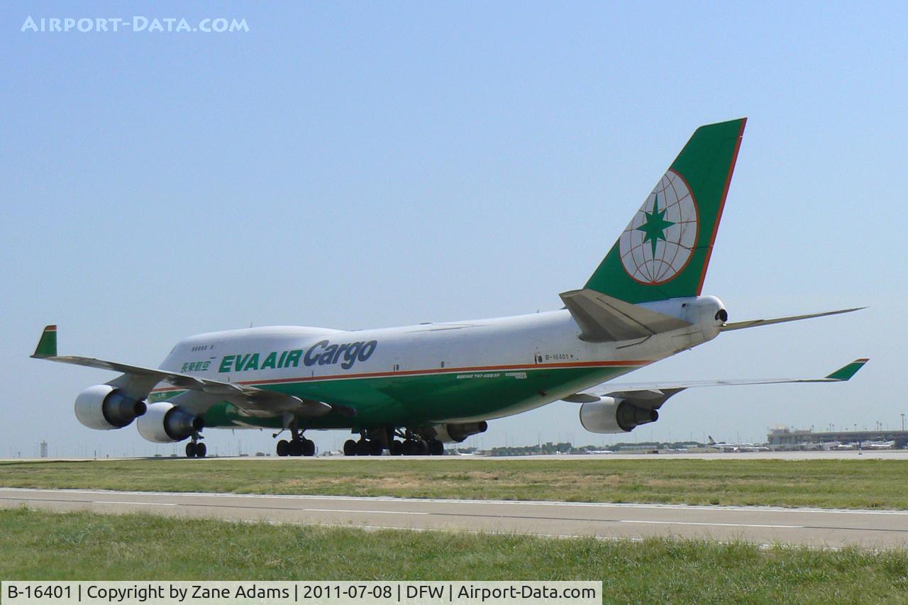 B-16401, 1992 Boeing 747-45EBD(SF) C/N 27062, EVA taxis in to the West Freight ramp at DFW