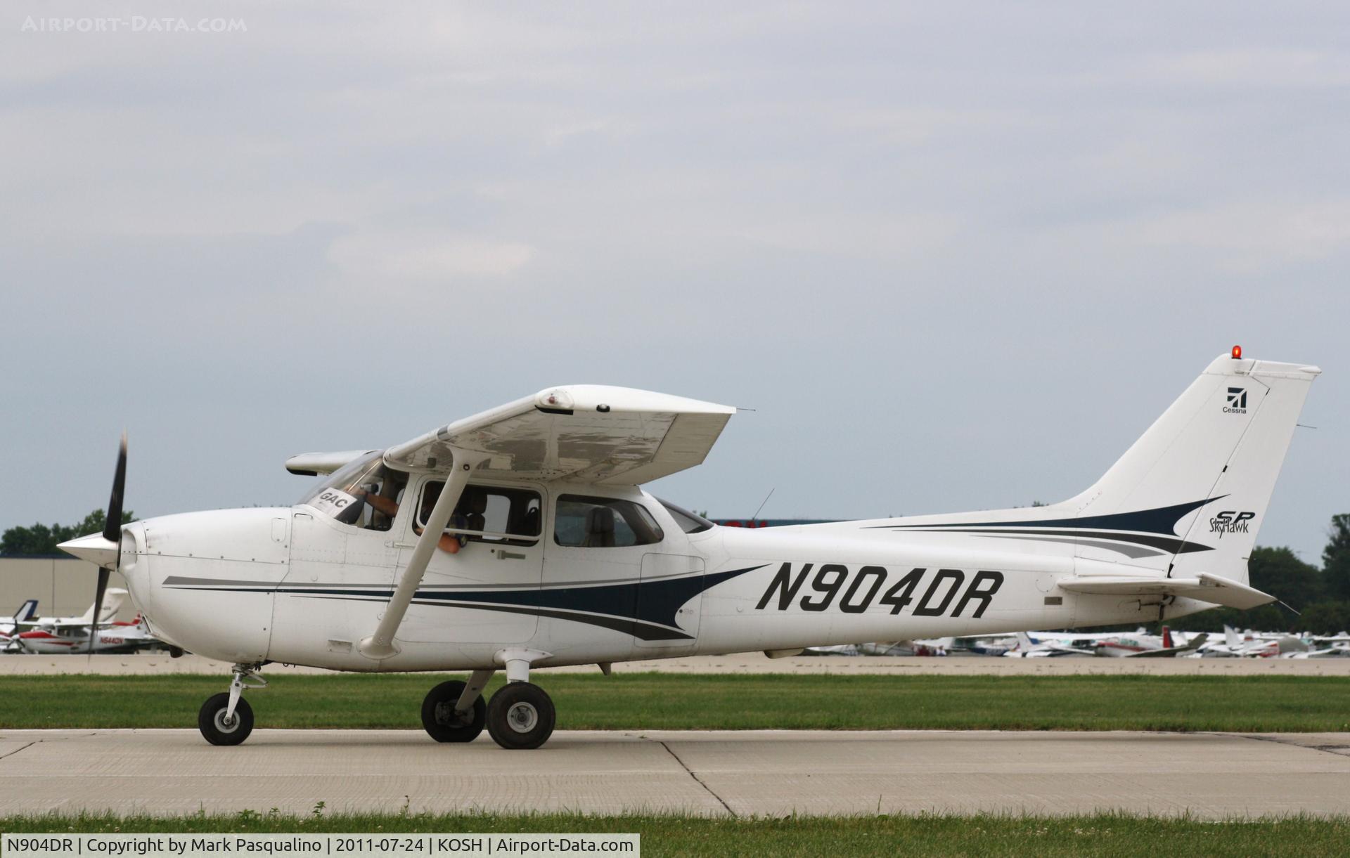 N904DR, 2004 Cessna 172S C/N 172S9698, Cessna 172S