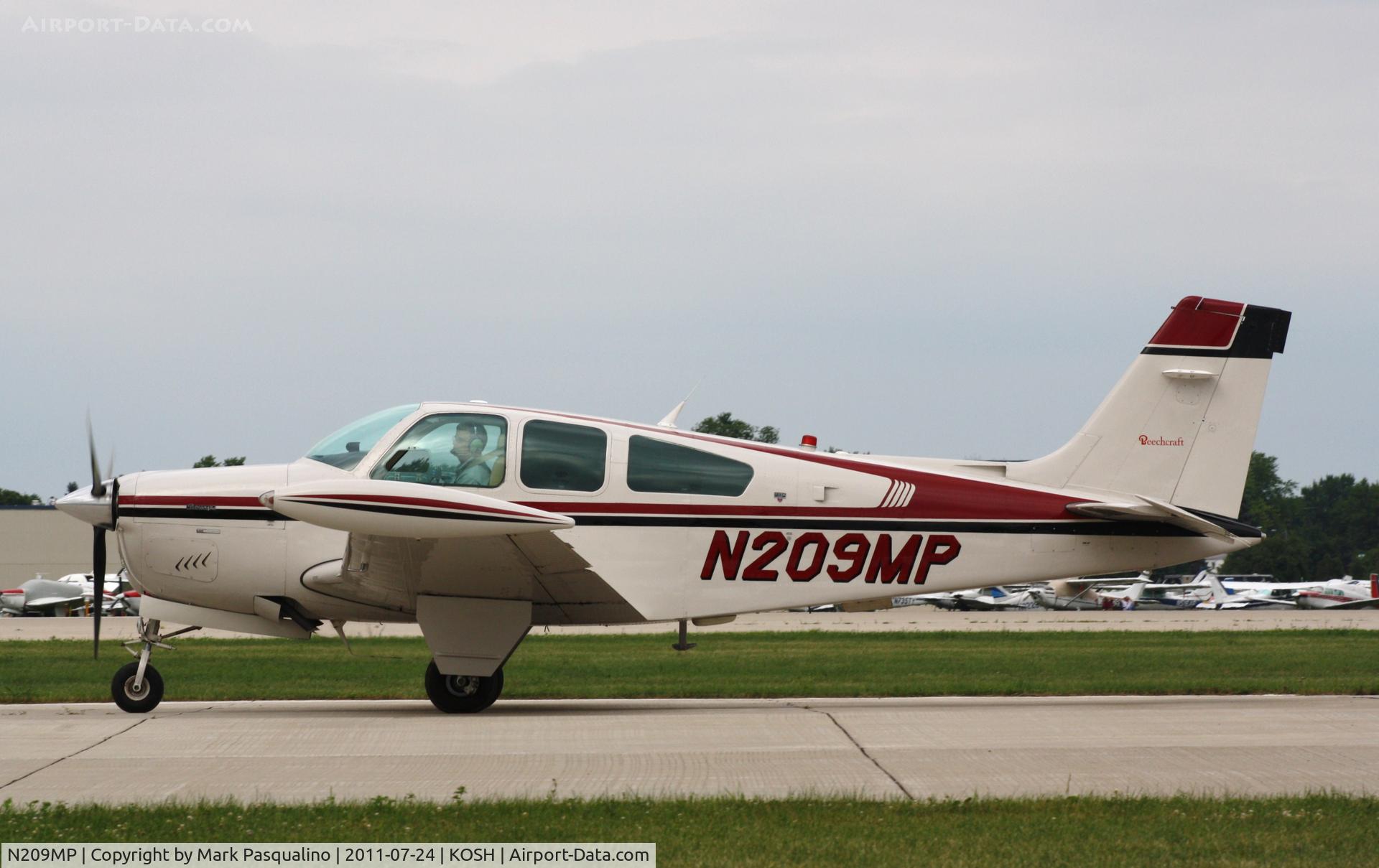 N209MP, 1988 Beech 35-33 Debonair C/N CE-1285, Beech 33