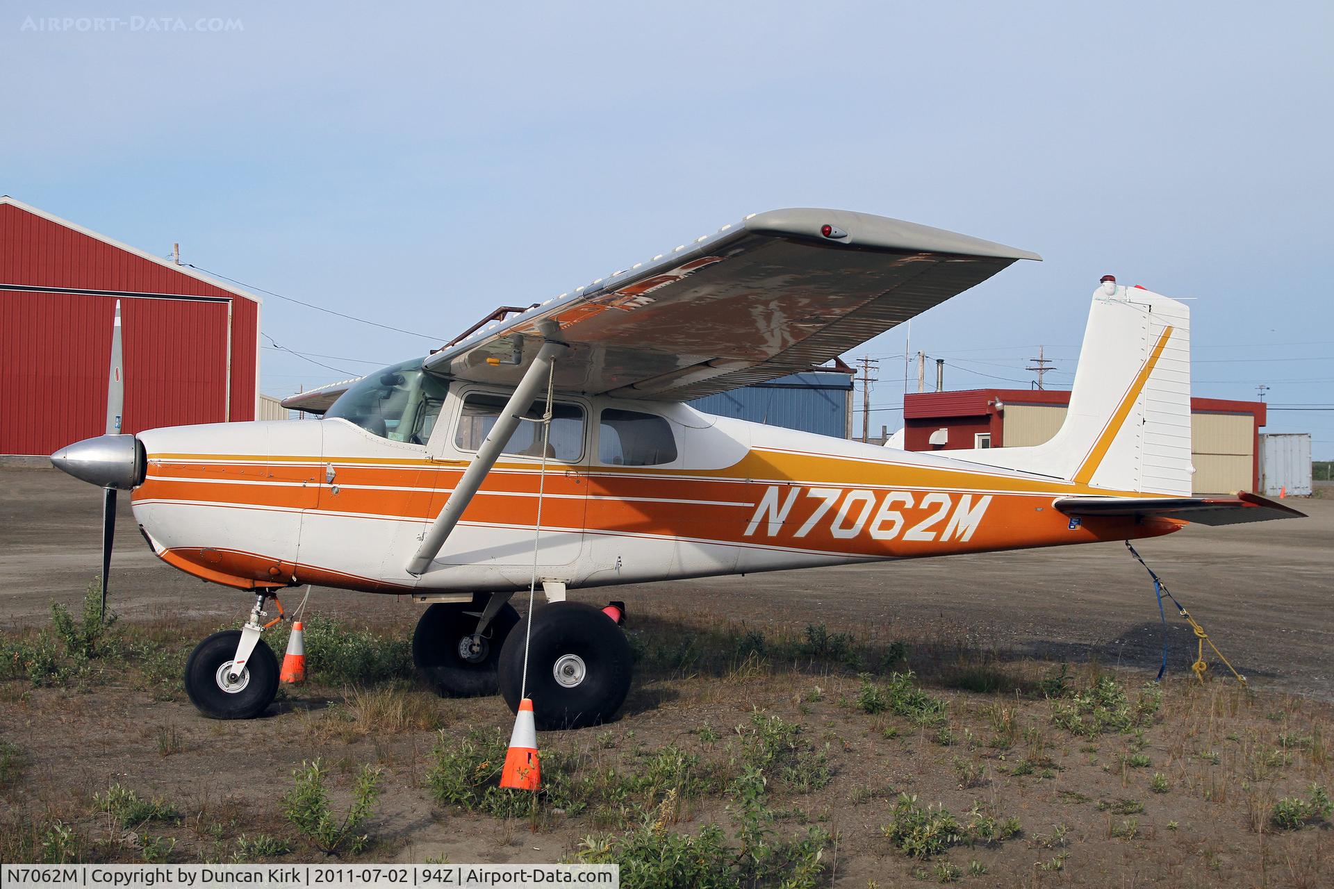 N7062M, 1958 Cessna 175 Skylark C/N 55362, This is an interesting dirt strip a mile or two ffrom the other airport