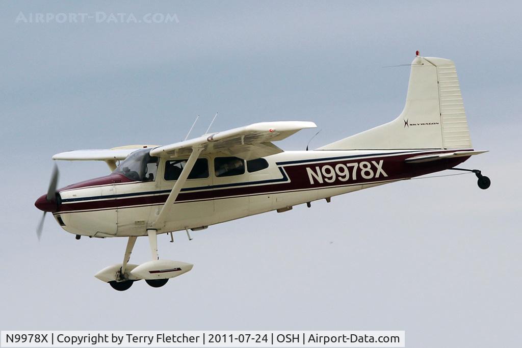 N9978X, 1961 Cessna 185 Skywagon C/N 185-0178, 1961 Cessna 185, c/n: 185-0178 arriving at 2011 Oshkosh