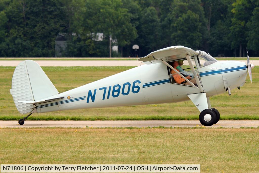 N71806, 1946 Luscombe 8A C/N 3233, 1946 Luscombe 8A, c/n: 3233 at 2011 Oshkosh