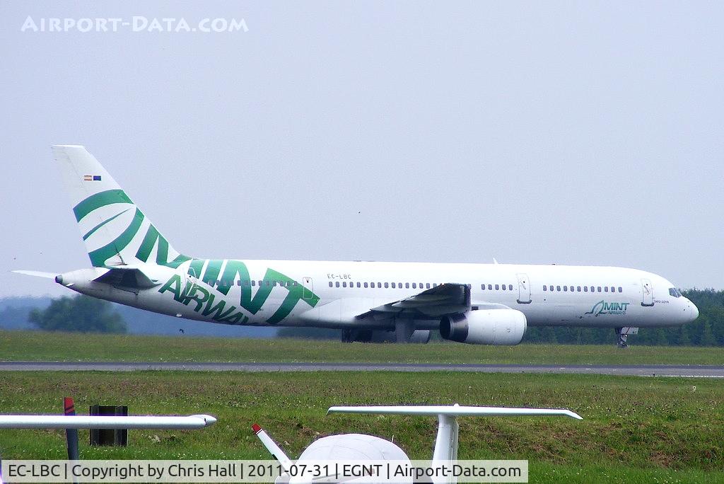 EC-LBC, 1996 Boeing 757-28A C/N 26276, Mint Airways