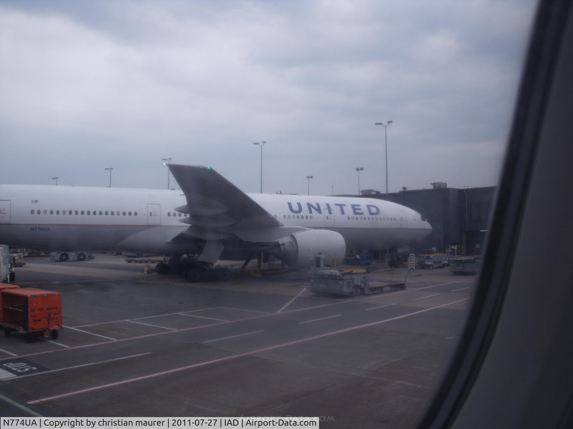 N774UA, 1996 Boeing 777-222 C/N 26936, at iad