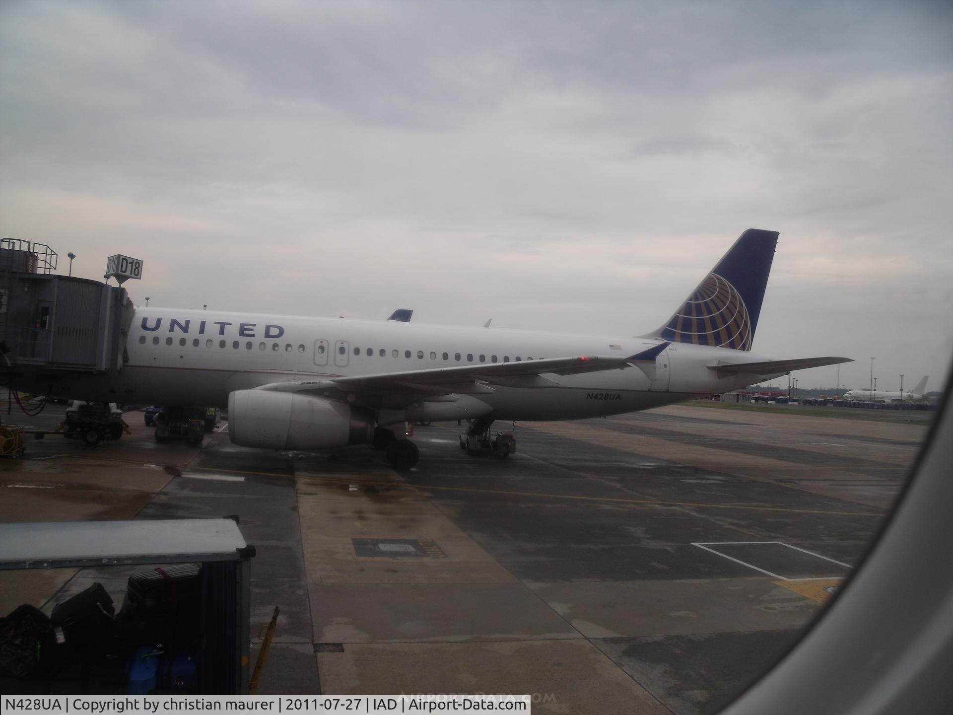 N428UA, 1995 Airbus A320-232 C/N 523, a320