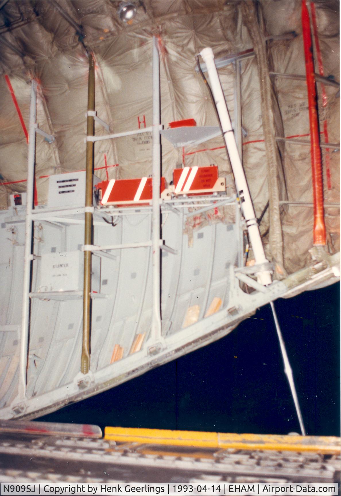 N909SJ, 1977 Lockheed L-100 Hercules (382G ) C/N 382-4763, Southern Air Transport 

Black Box