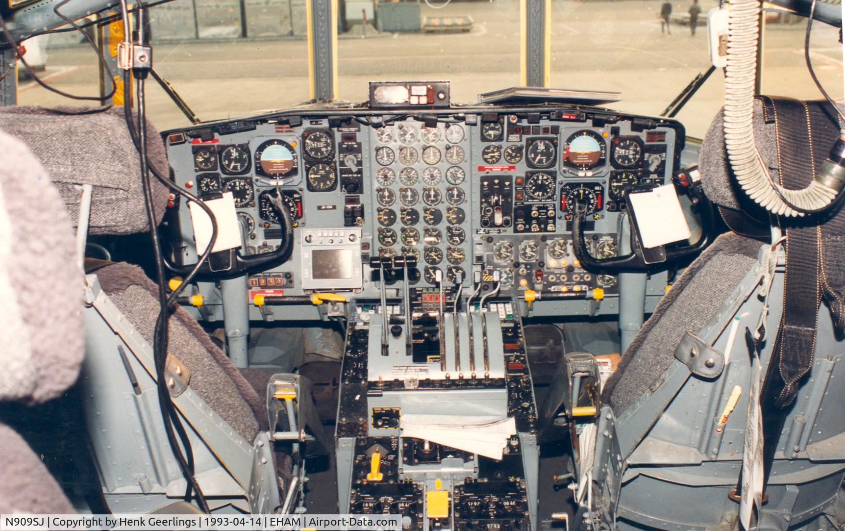 N909SJ, 1977 Lockheed L-100 Hercules (382G ) C/N 382-4763, Southern Air Transport
