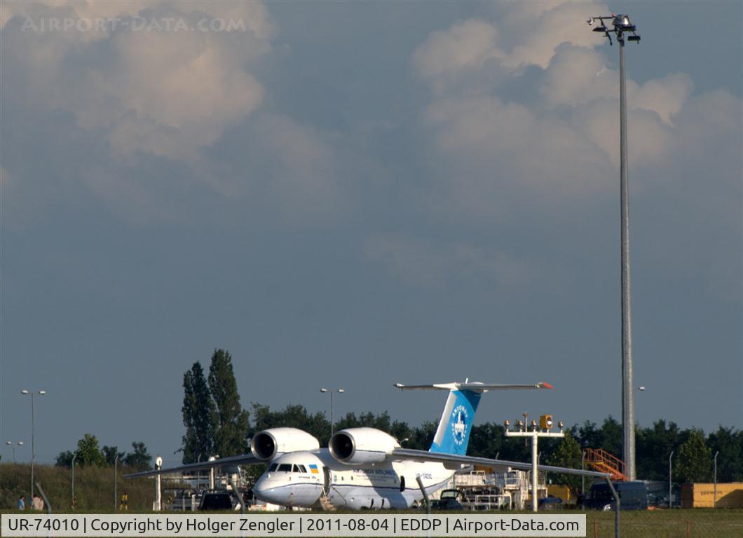 UR-74010, 1987 Antonov An-74T C/N 36547030450, Never seen before: A strange kind of aircraft....