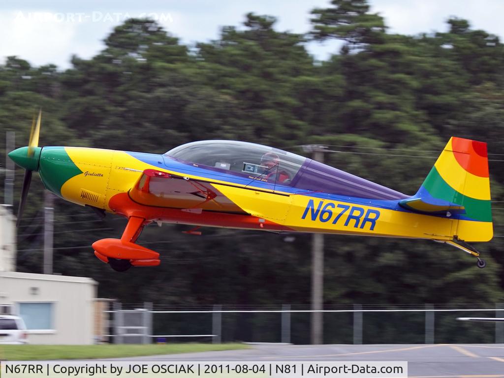N67RR, 2000 Extra EA-300/L C/N 114, Leaving N81