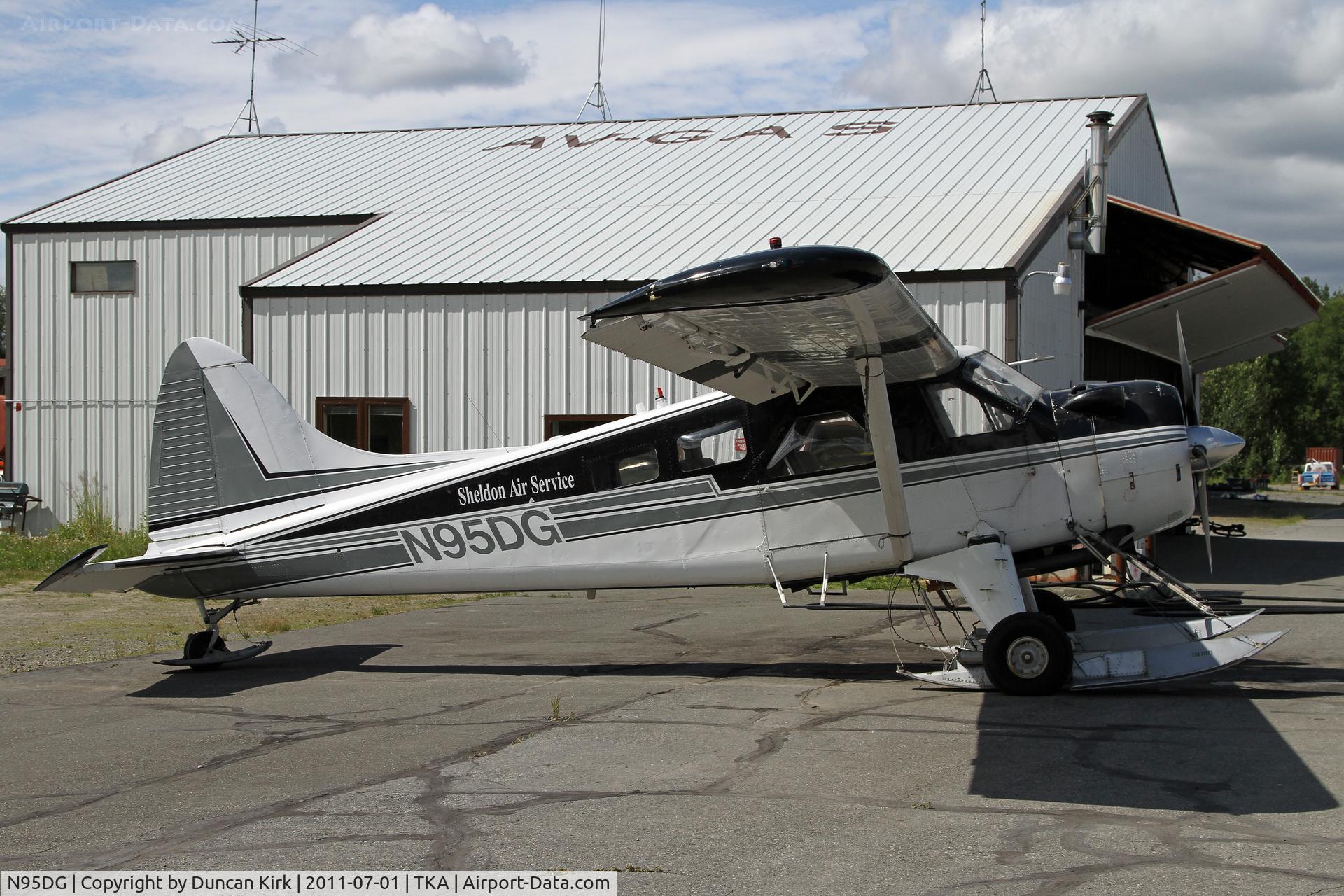 N95DG, 1954 De Havilland Canada DHC-2 Beaver Mk.I (L20A) C/N 572, Sheldon Air Service Beaver with skis