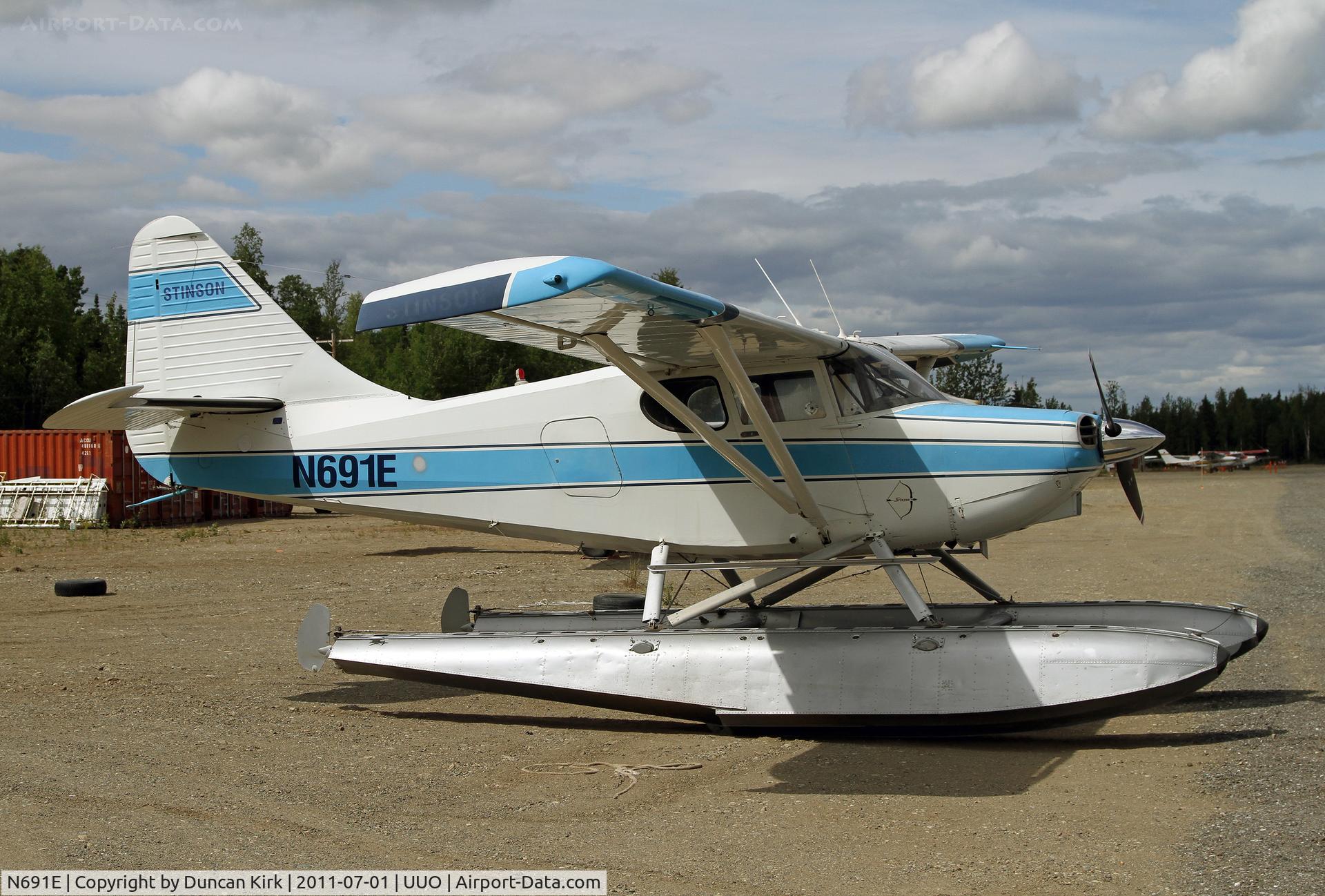 N691E, 1949 Stinson 108-3 Voyager C/N 108-5047, A real gem!