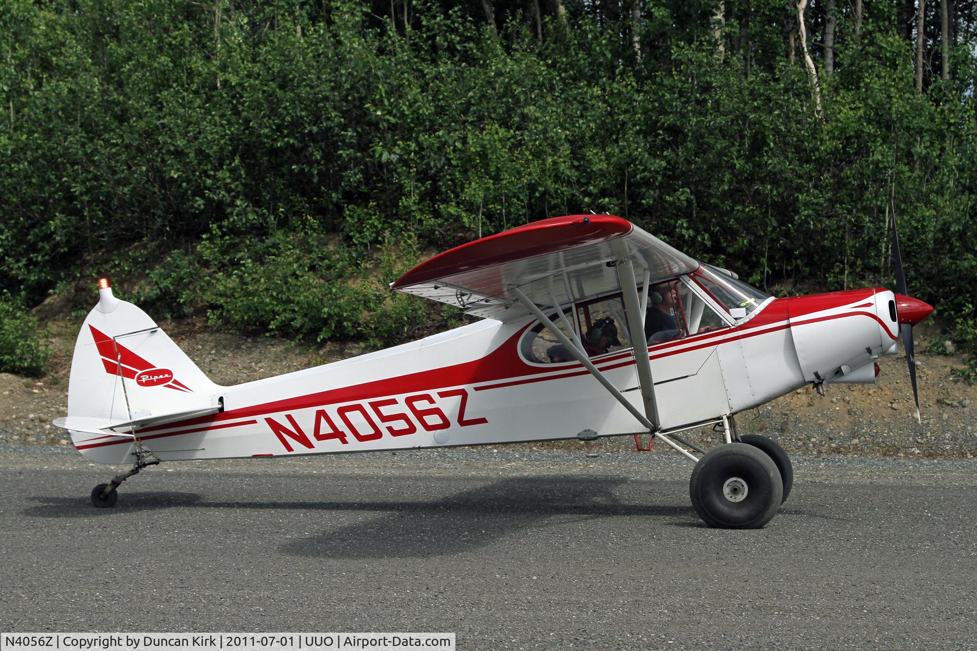 N4056Z, 1963 Piper PA-18-150 Super Cub C/N 18-8064, Taxiing in