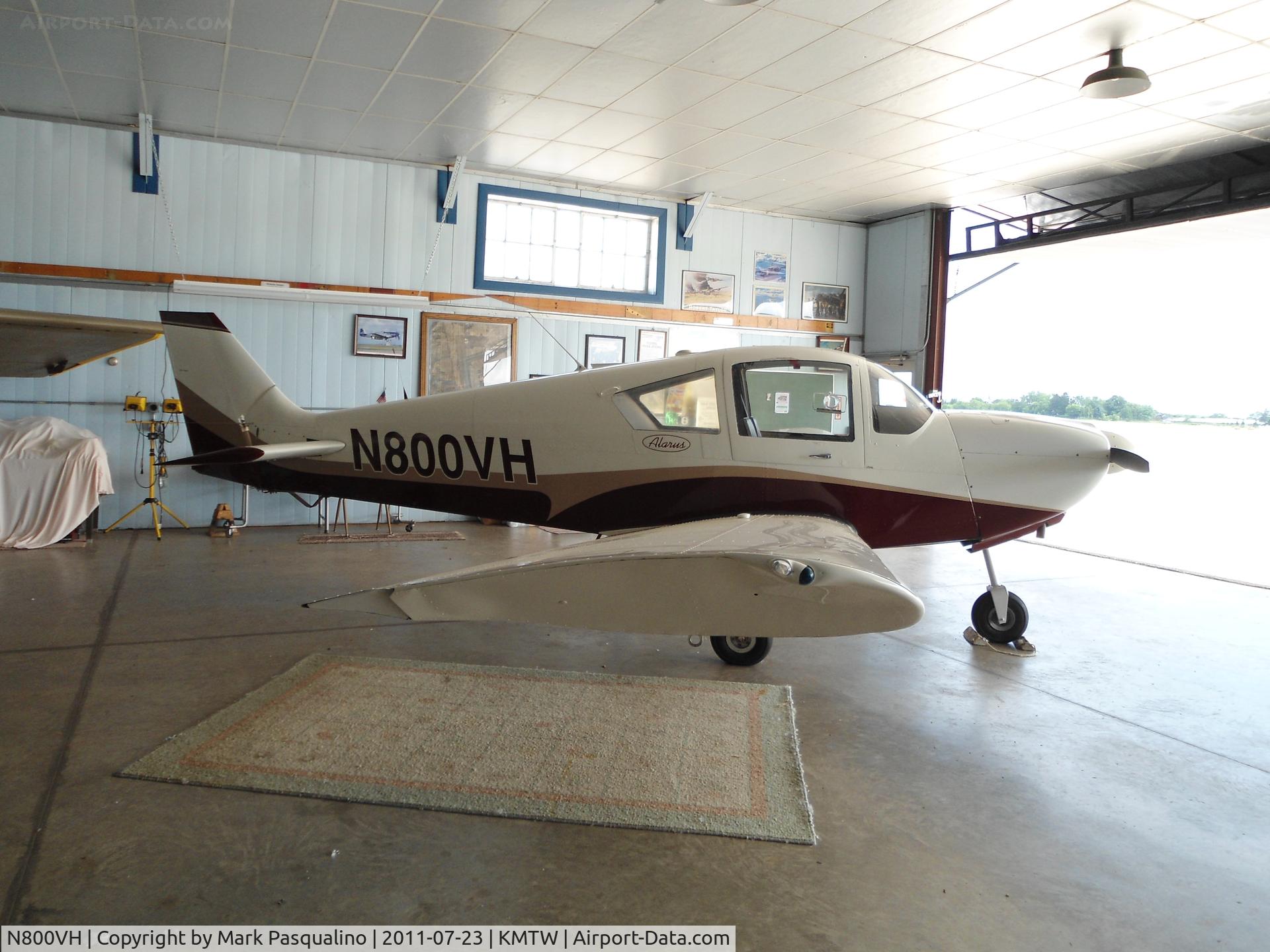 N800VH, 2003 AMD CH-2000 Alarus C/N 20-1012, CH 2000