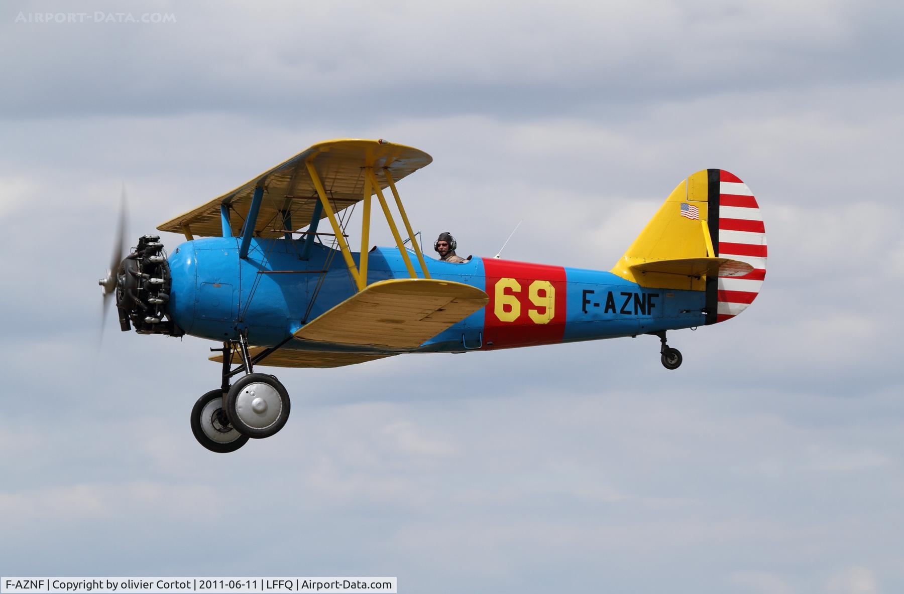 F-AZNF, Naval Aircraft Factory N3N-3 C/N 2909, Ferté Alais 2011