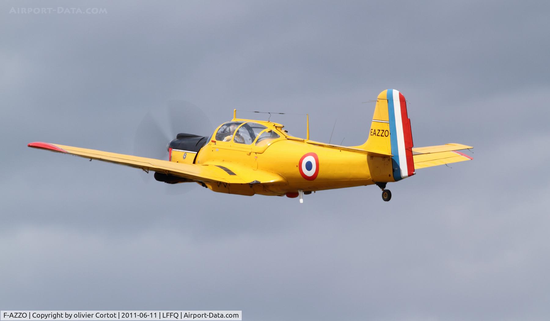 F-AZZO, Morane-Saulnier MS-733 Alcyon C/N 108, taking off during the Ferté alais airshow