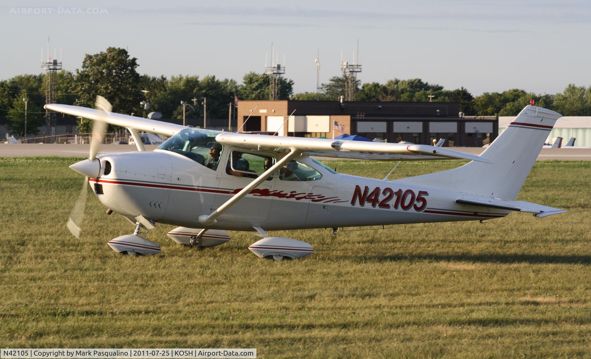 N42105, 1968 Cessna 182L Skylane C/N 18258854, Cessna 182L