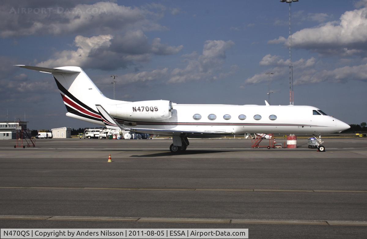 N470QS, 2007 Gulfstream Aerospace GIV-X (G450) C/N 4084, Parked at ramp M.