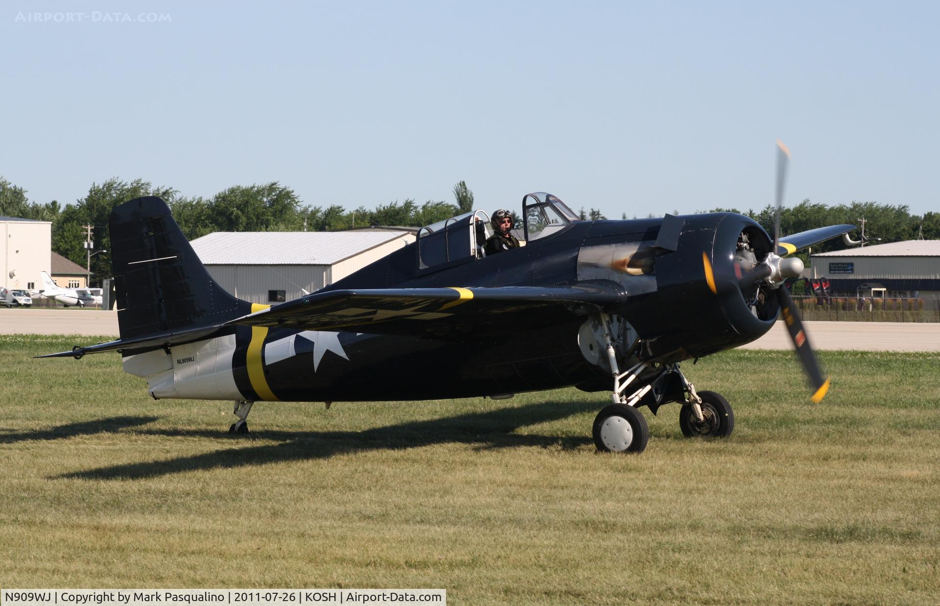 N909WJ, 1944 General Motors (Grumman) FM-2 Wildcat C/N 16203, Grumman FM-2