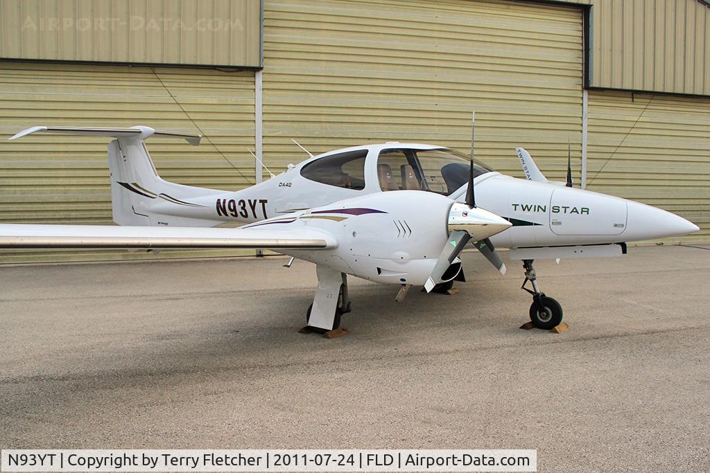 N93YT, 2007 Diamond DA-42 Twin Star C/N 42.AC093, 2007 Diamond DA 42, c/n: 42.AC093 at Fond du Lac