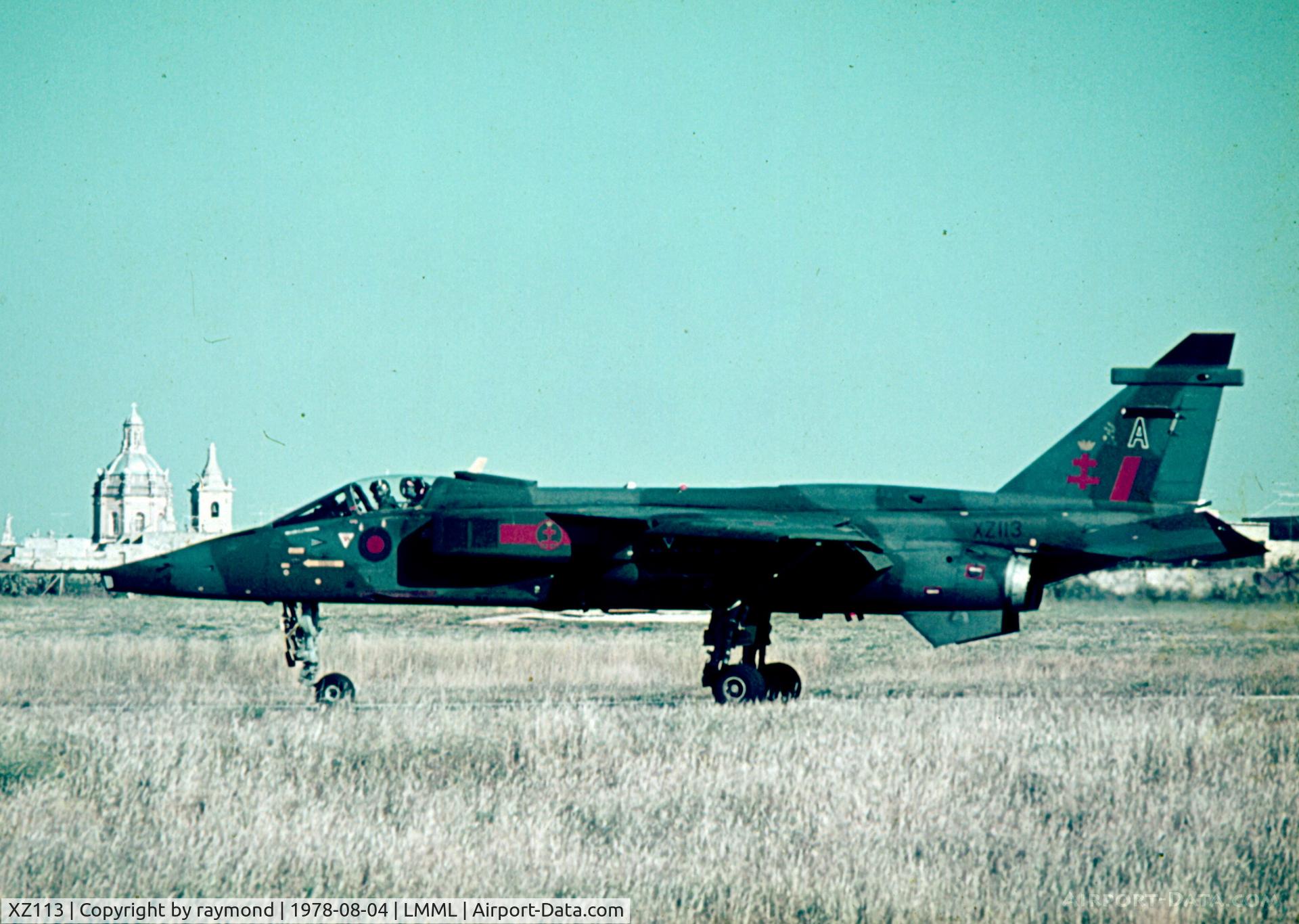 XZ113, 1976 SEPECAT Jaguar GR.1 C/N S.114, Jaguar GR1 XZ113/A 41Sqd RAF