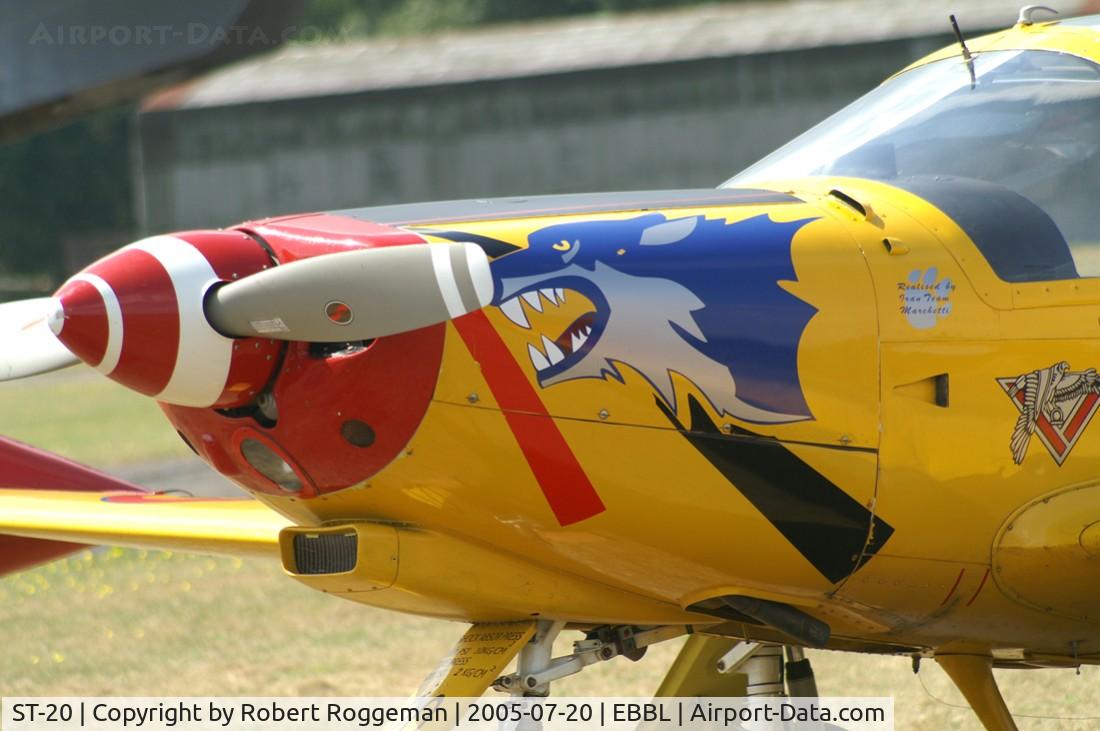 ST-20, SIAI-Marchetti SF-260MB C/N 10-20, Special colors.250.000 Hrs SF 260 MIKE.