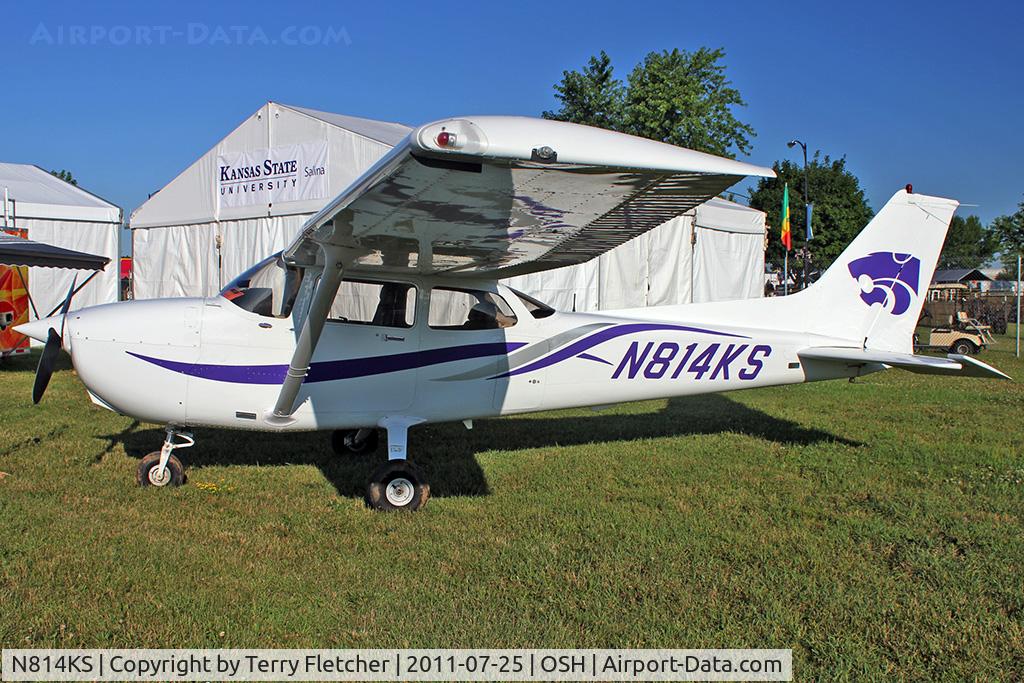 N814KS, 2005 Cessna 172R C/N 17281248, 2005 Cessna 172R, c/n: 17281248 - static display at 2011 Oshkosh