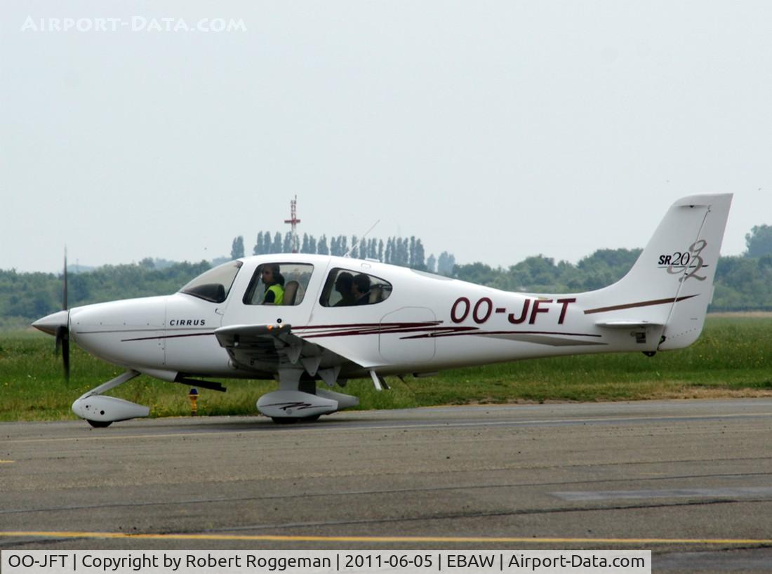 OO-JFT, 2004 Cirrus SR20 G2 C/N 1431, During Fly in.
