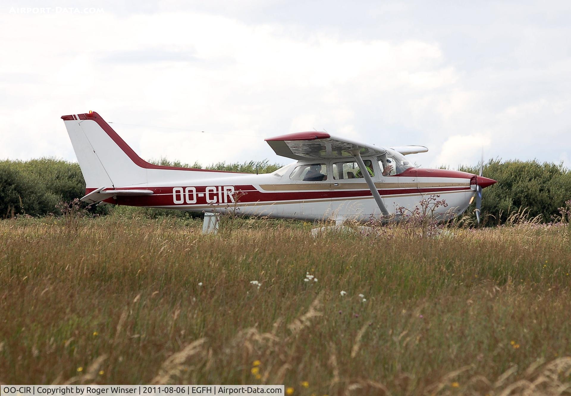 OO-CIR, 1979 Cessna 172N C/N 17273282, Visiting Cessna Skyhawk taxying prior to departure.