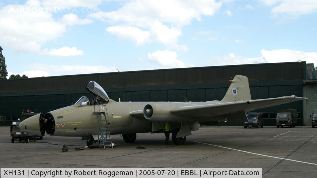 XH131, English Electric Canberra PR.9 C/N SH1721, Spotters Day.RAF.39 Squadron.