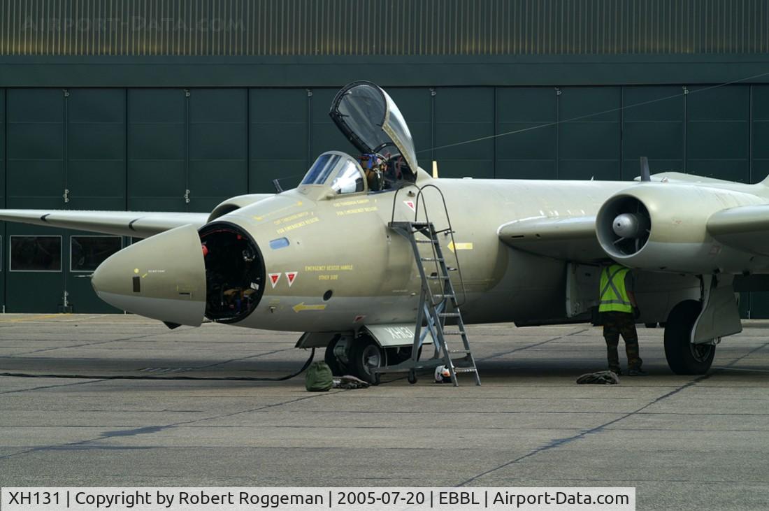 XH131, English Electric Canberra PR.9 C/N SH1721, RAF.39 Squadron.