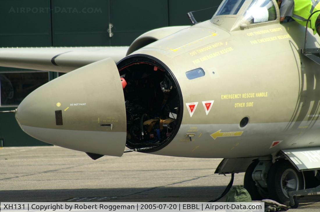 XH131, English Electric Canberra PR.9 C/N SH1721, RAF.39 Squadron.