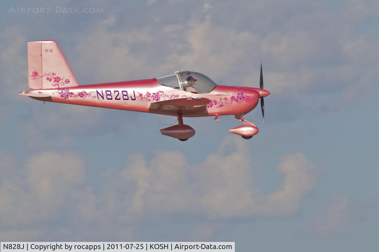 N828J, Vans RV-12 C/N 120317, Short final for 18R at KOSH.