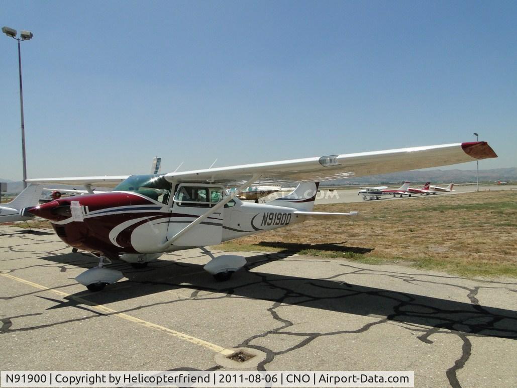 N91900, 1969 Cessna 182M Skylane C/N 18259942, Parked in the area west of the Control Tower