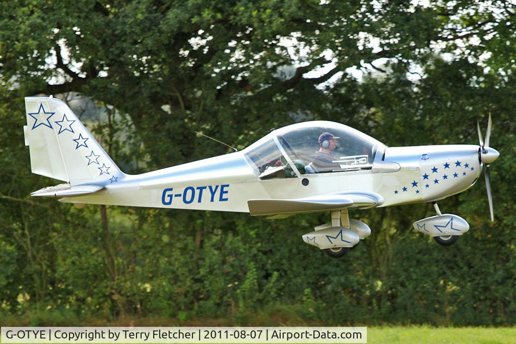 G-OTYE, 2002 Aerotechnik EV-97 Eurostar C/N PFA 315-13858, 2002 Tye J And Godber Ab AEROTECHNIK EV-97 EUROSTAR, c/n: PFA 315-13858 at Stoke Golding