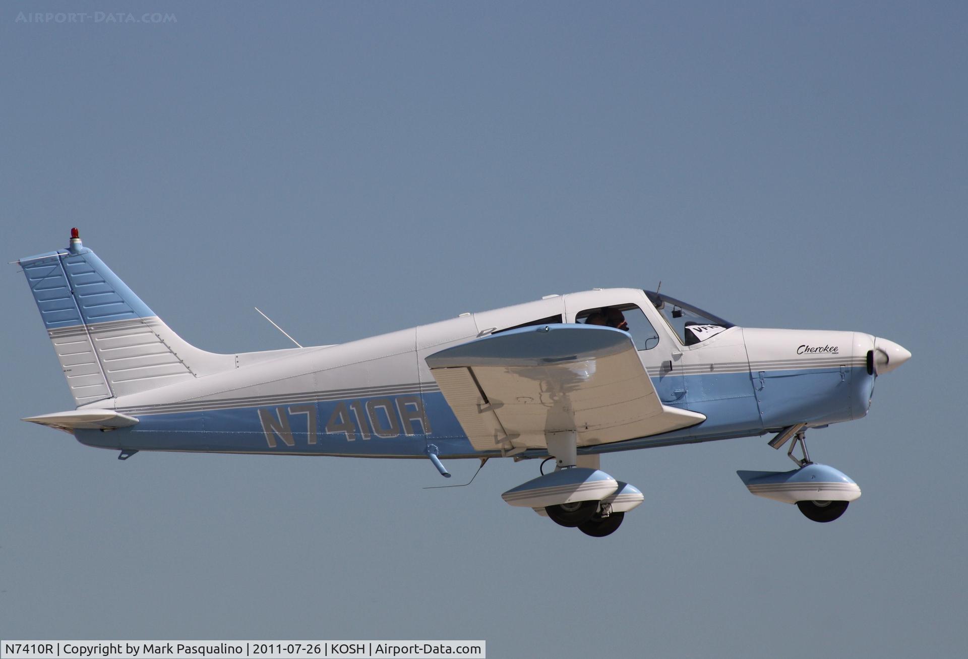 N7410R, 1966 Piper PA-28-140 C/N 28-21927, Piper PA-28-140