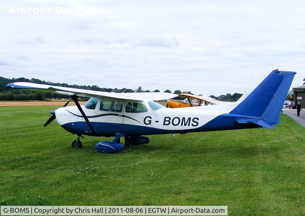 G-BOMS, 1978 Cessna 172N C/N 172-69448, at the Luscombe fly-in at Oaksey Park