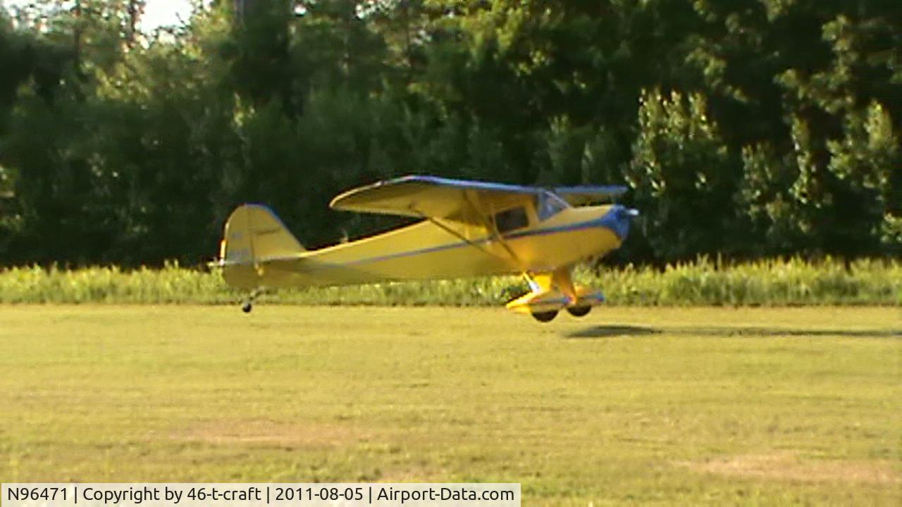 N96471, 1946 Taylorcraft BC12-D C/N 8771, landing