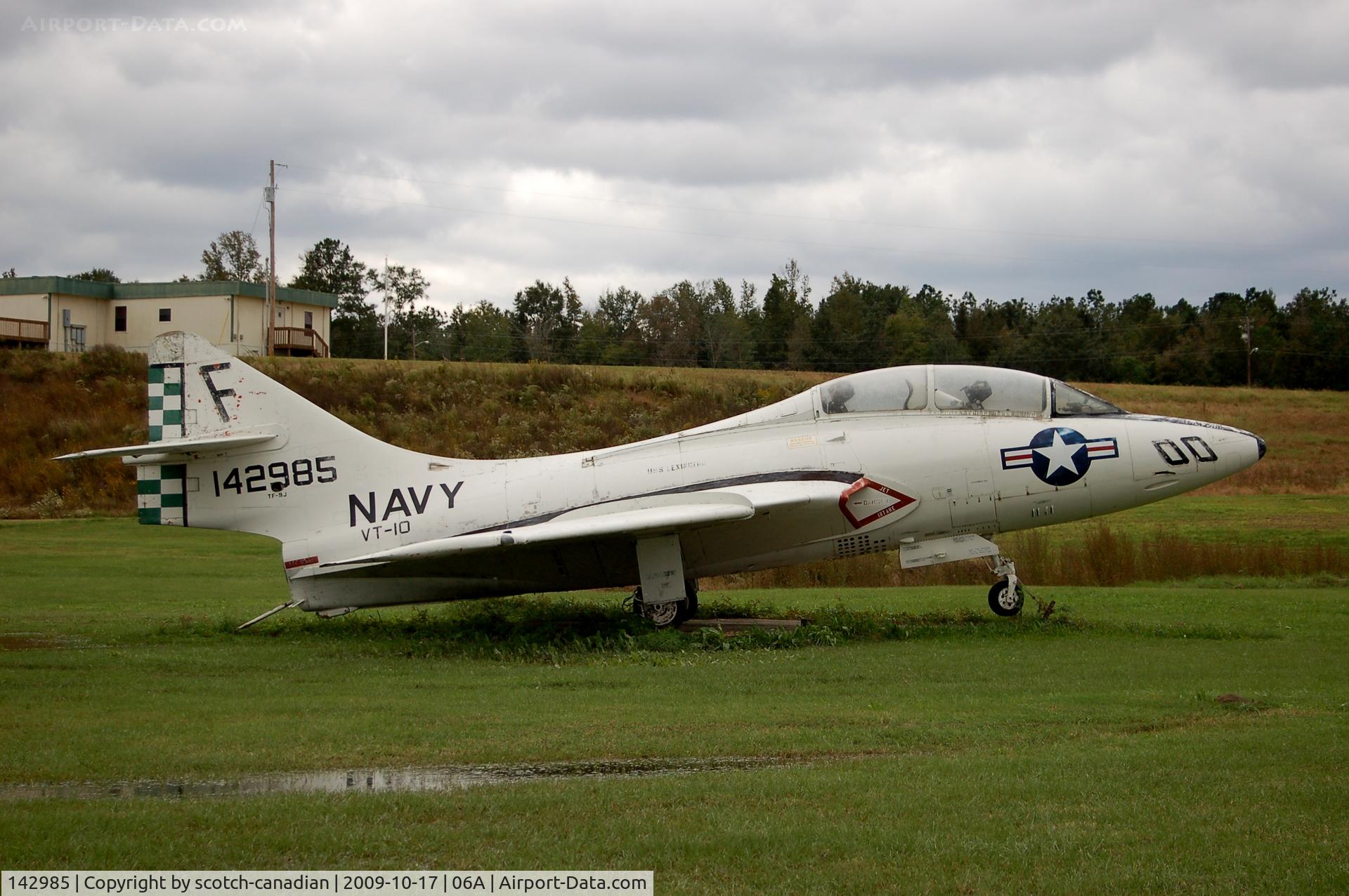 142985, 1962 Grumman TF-9J Cougar C/N 367, Grumman TF-9J on display at Moton Field Municipal Airport, Tuskegee, AL