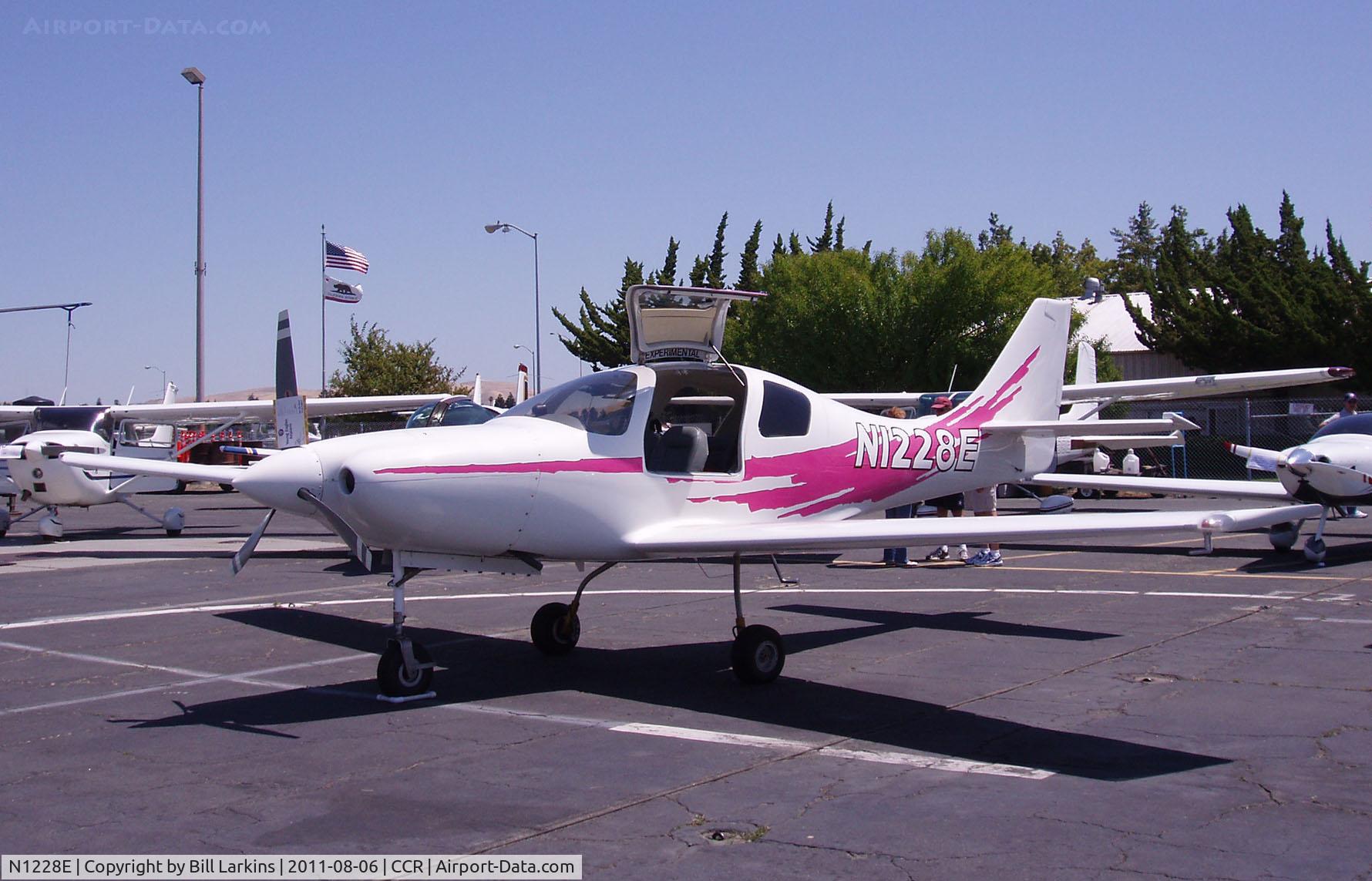 N1228E, 1998 Lancair IV C/N LIV190, Resident