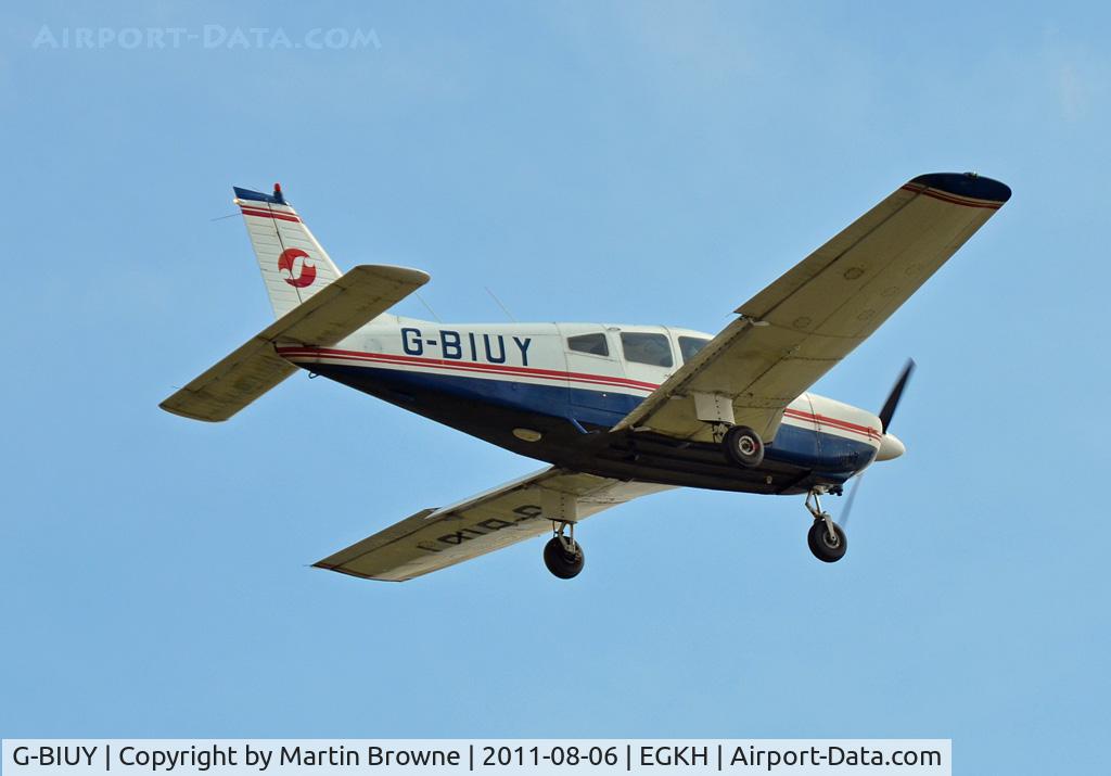G-BIUY, 1981 Piper PA-28-181 Cherokee Archer II C/N 28-8190133, SHOT AT HEADCORN